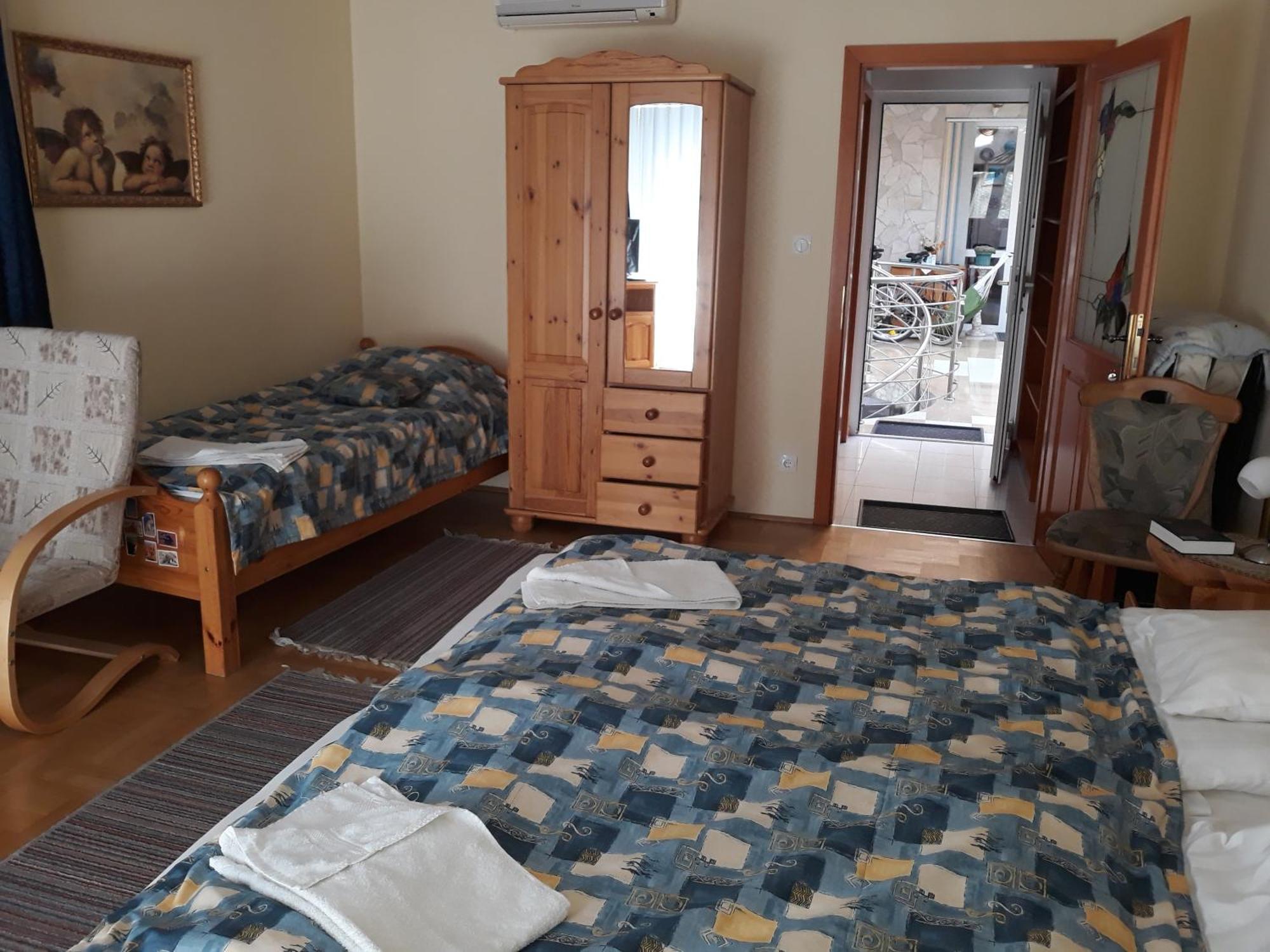 Kenezy Lux Apartman Vendeghaz Hajdúszoboszló Eksteriør billede